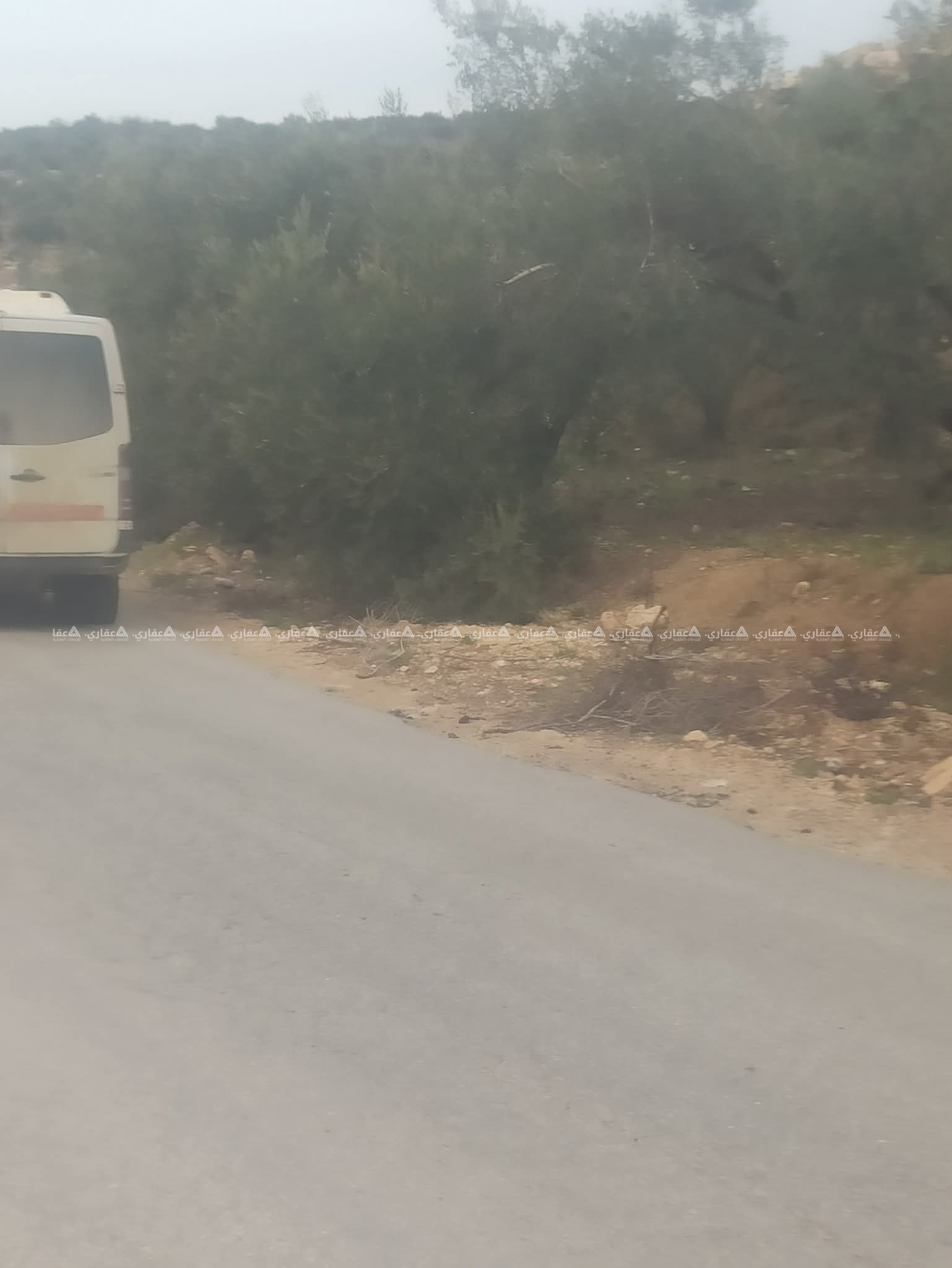 أرض للبيع تصلح لعمل مخازن  