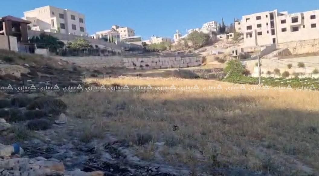 قطعة أرض مميزة للبيع في لوزا ـ الخليل