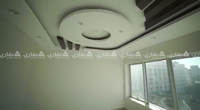 شقة للإيجار مميزة في بيئة مثالية ومناسبة للعمل والإبداع