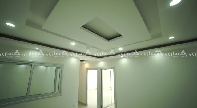 شقة للإيجار مميزة في بيئة مثالية ومناسبة للعمل والإبداع