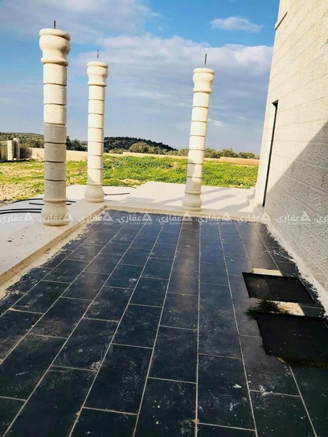 فيلا جديدة مميزة في قرية النبي صالح