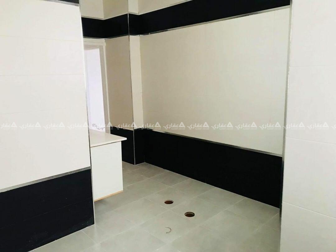 فيلا جديدة مميزة في قرية النبي صالح