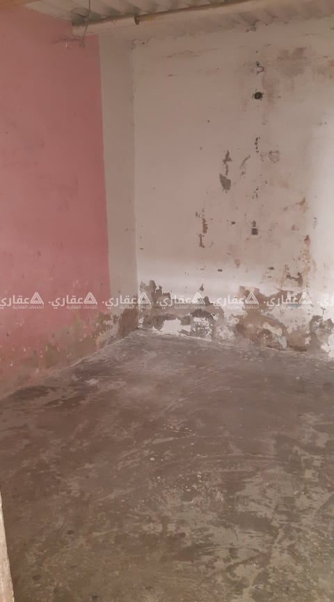 شقة شمال غزة الفاخورة تبهعد عن الشارع العام 100 متر 