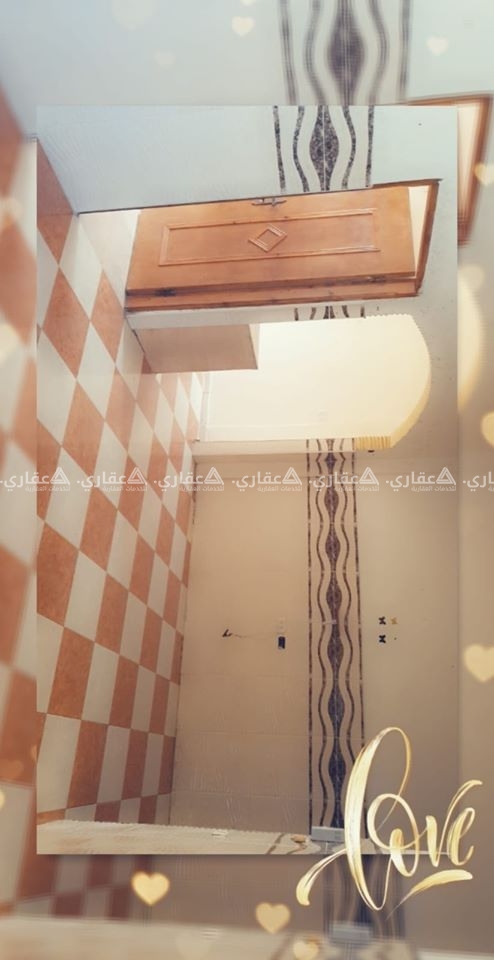 شقة للايجار الطابق الاول بسعر مناسب