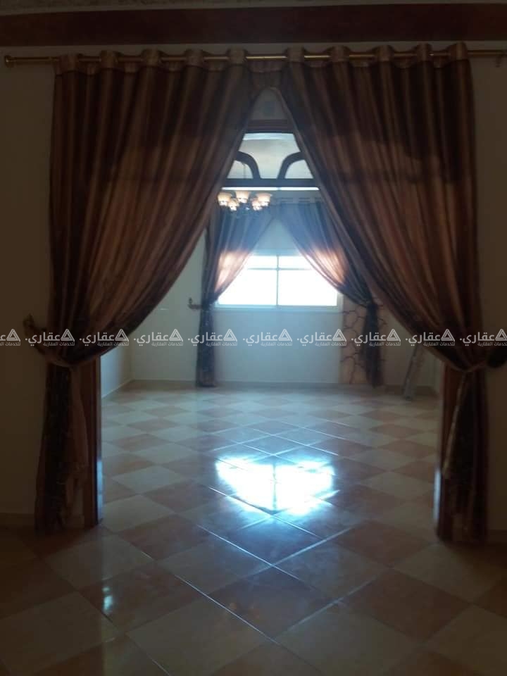 شقة للإيجار طابق أول