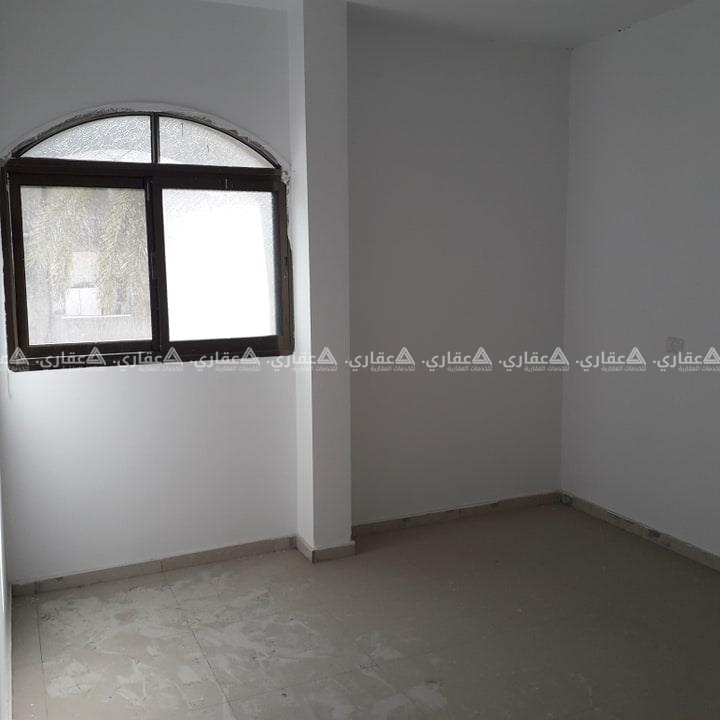 شقه جديده بوسط دير البلح
