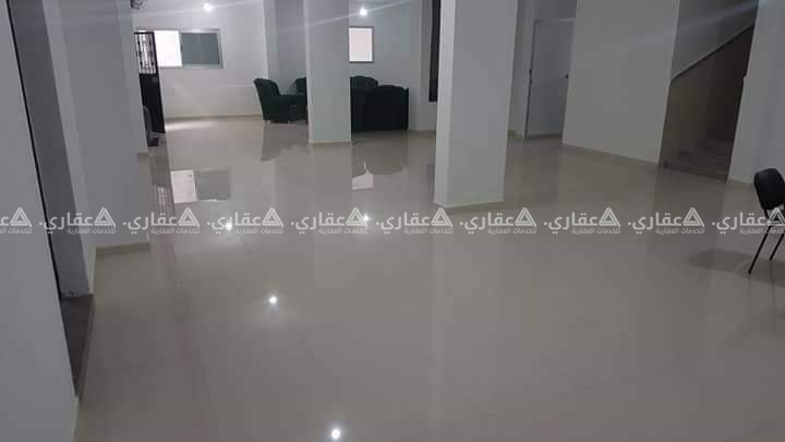 للبيع شقه سكنيه عظم في برج الحرمين