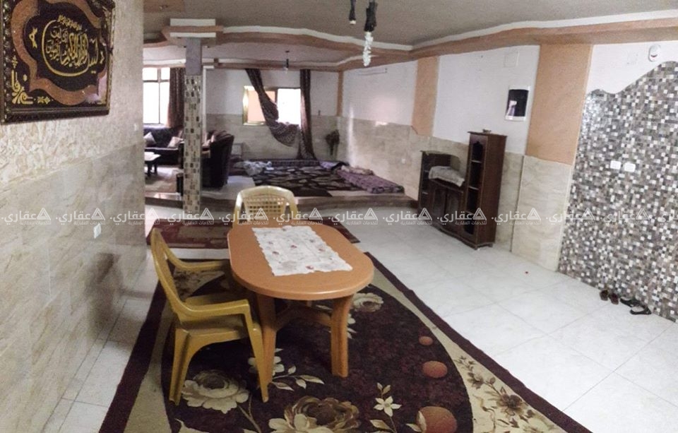 شقة للبيع نقدا في عمارة سكنية خمس طوابق