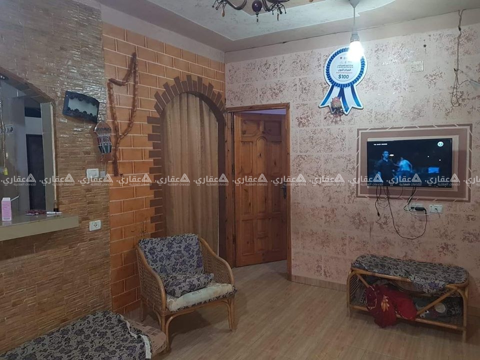 بيت في خانيونس الارض 200 متر مبني عليها 126