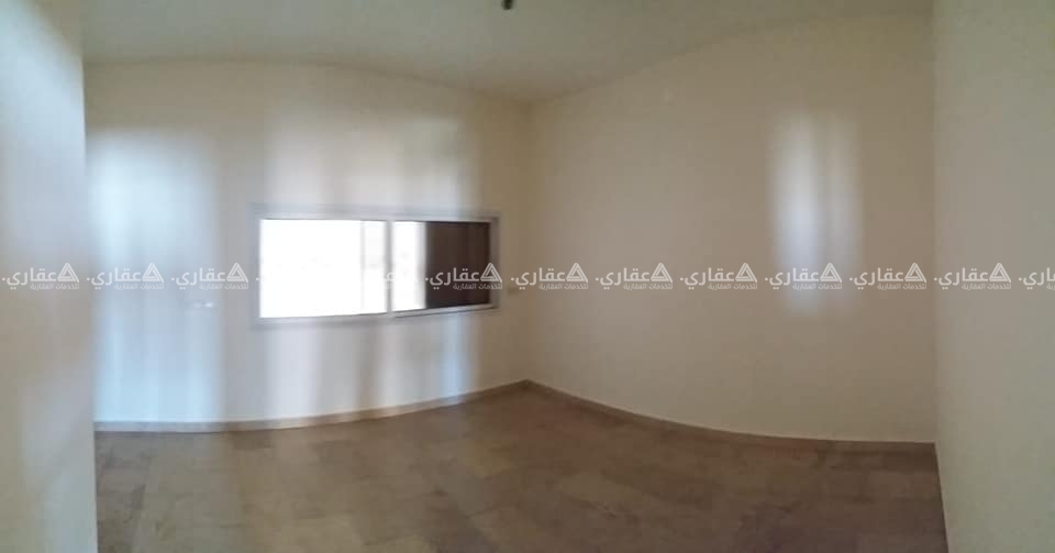 شقة مشطبة للبيع بعمارة سكنية