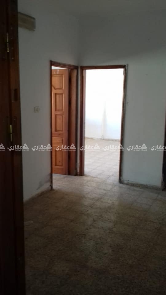 شقة للايجار مساحة 100 متر مربع