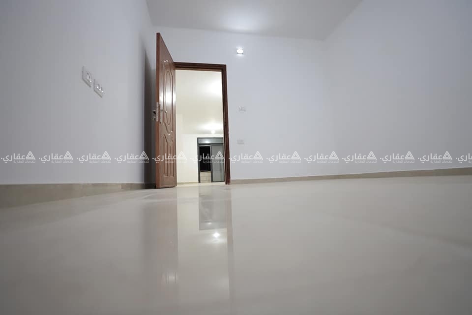 للبيع شقه في بيرزيت المرج مساحه 190 متر مربع
