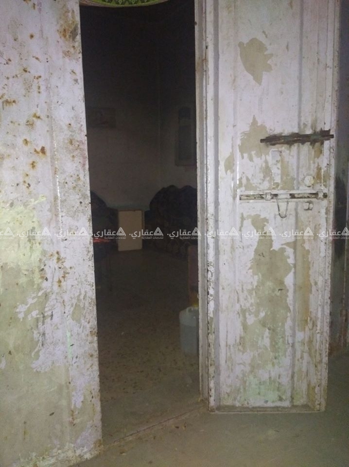 حاصل للبيع مساحه 4ونص ×4ونص موقعه عشارعين
