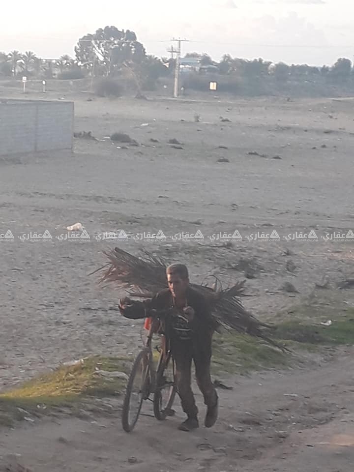 للبيع ٥٠٠متر على شارعين بجوار مدينة حمد