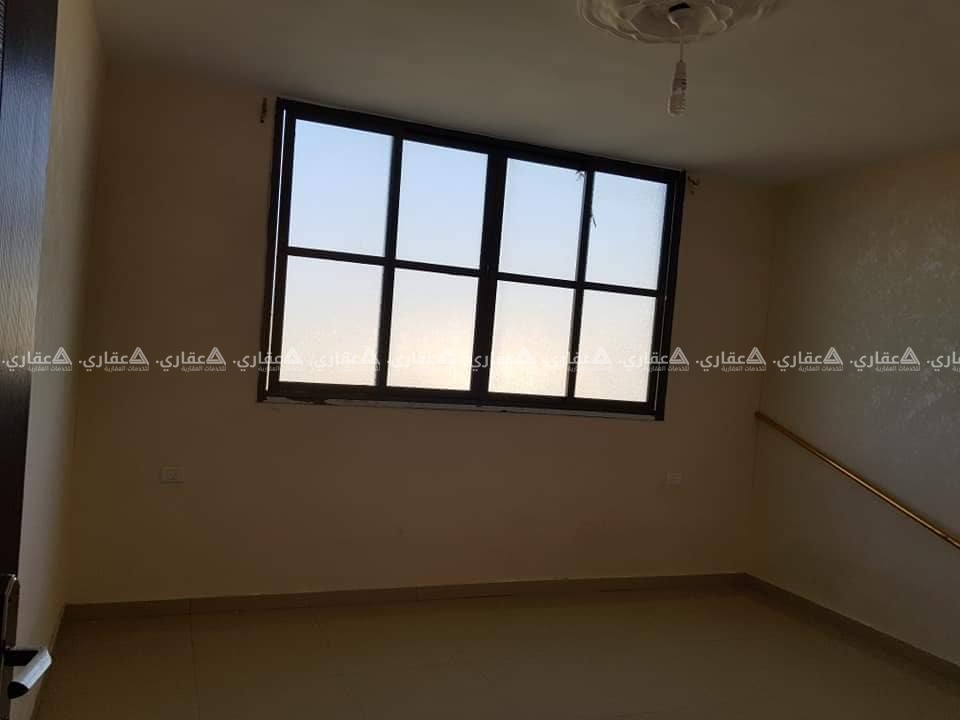 شقه جديدة للايجار في عماره 