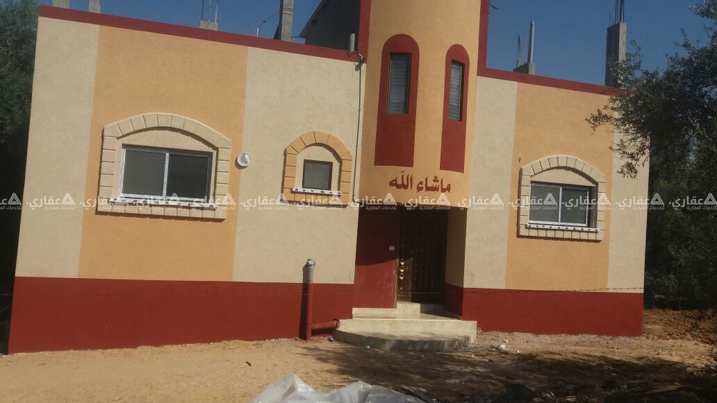 منزل حديث البناء للبيع شرق المصدر