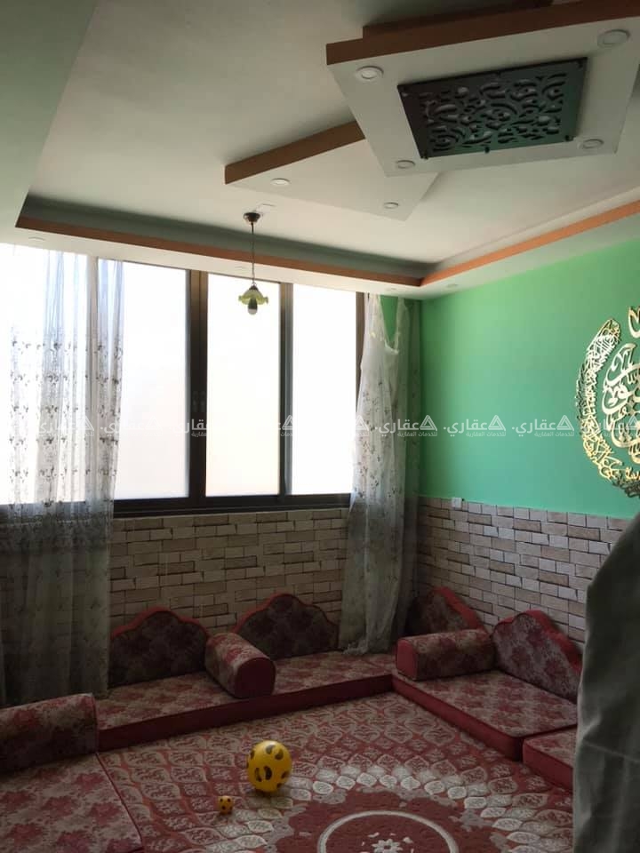 شقه للبيع في عماره جديده