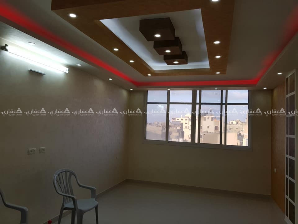 شقه طابق خامس في عماره