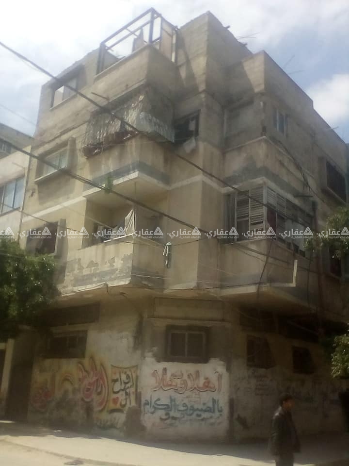 عمارة في شارع اليرموك على شارعين رئيسيين