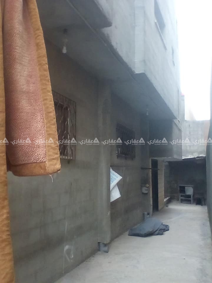 بيت في الكرامة حول مصنع اللبن