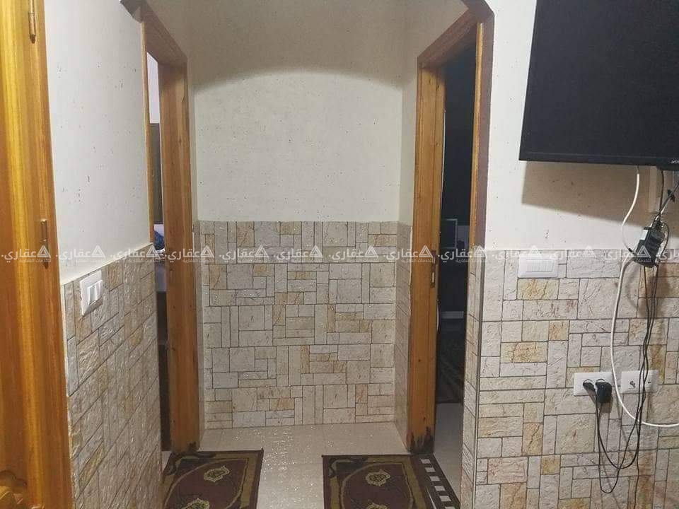 بيت مكون من طابق ارضي وبدروم للبيع