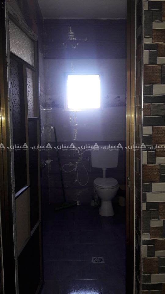 منزل من طابقين للبيع