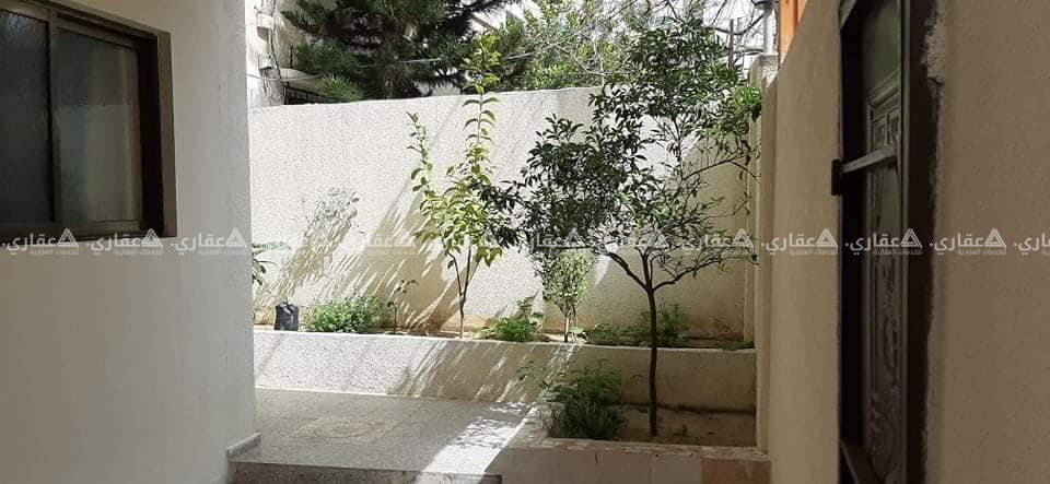 شقة للإيجار ( تشطيب ممتاز )