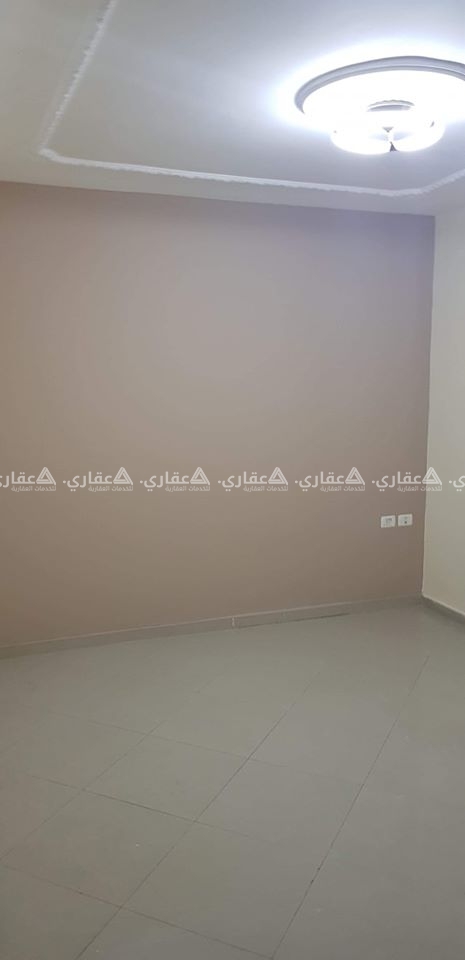 شقة فارغة للايجار في شارع القدس
