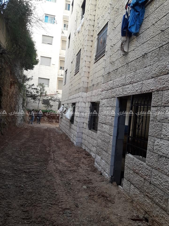 شقة في بتونيا موقع مميز