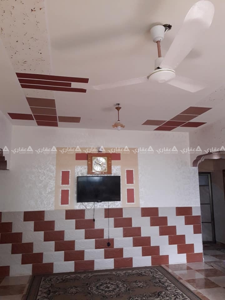 ارض ٤٥٠م عليها بناء ١٦٠م باطون طابق أول