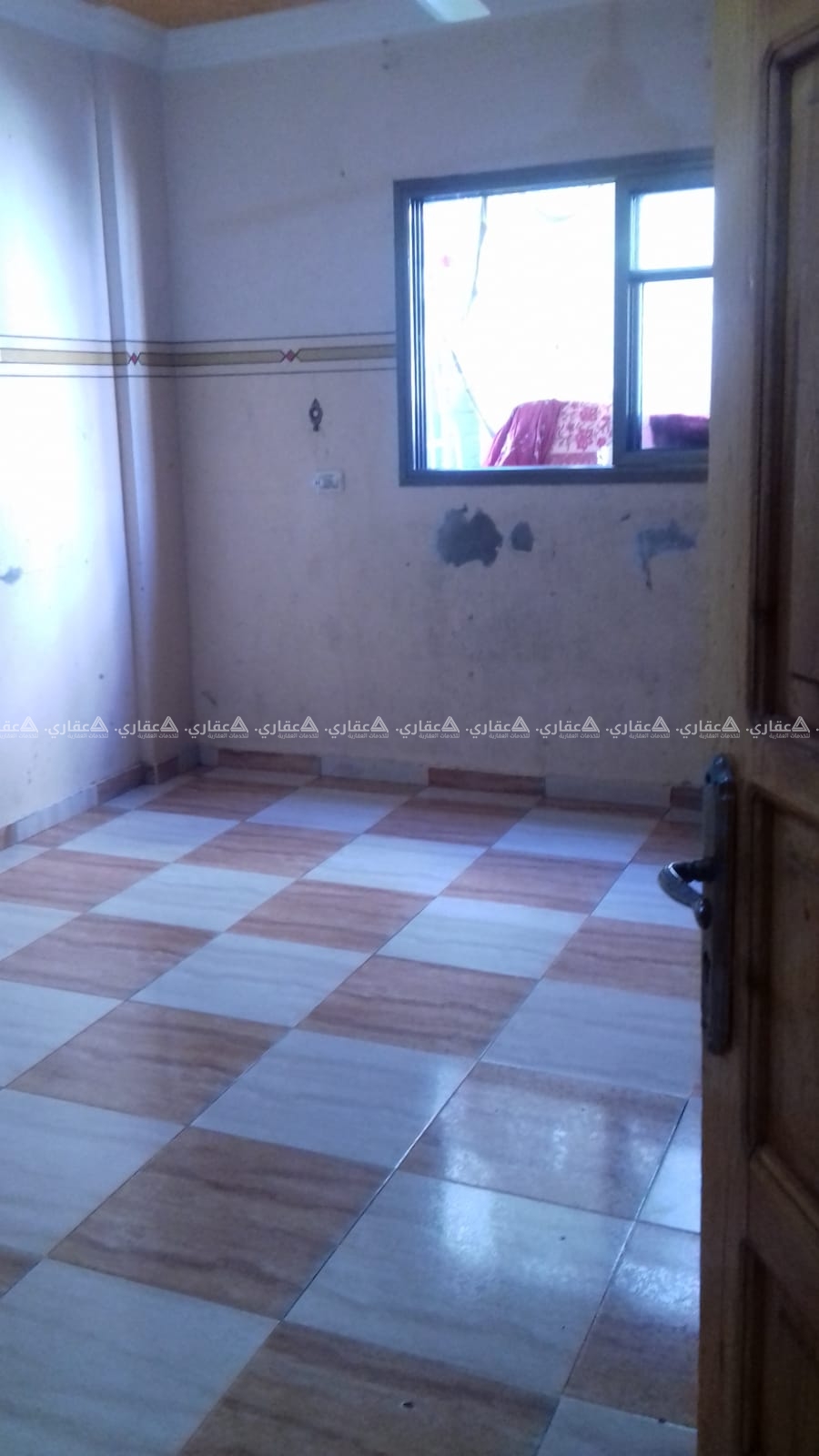 شقه + حاصل للبيع أو البدل في غزة حي الزيتون