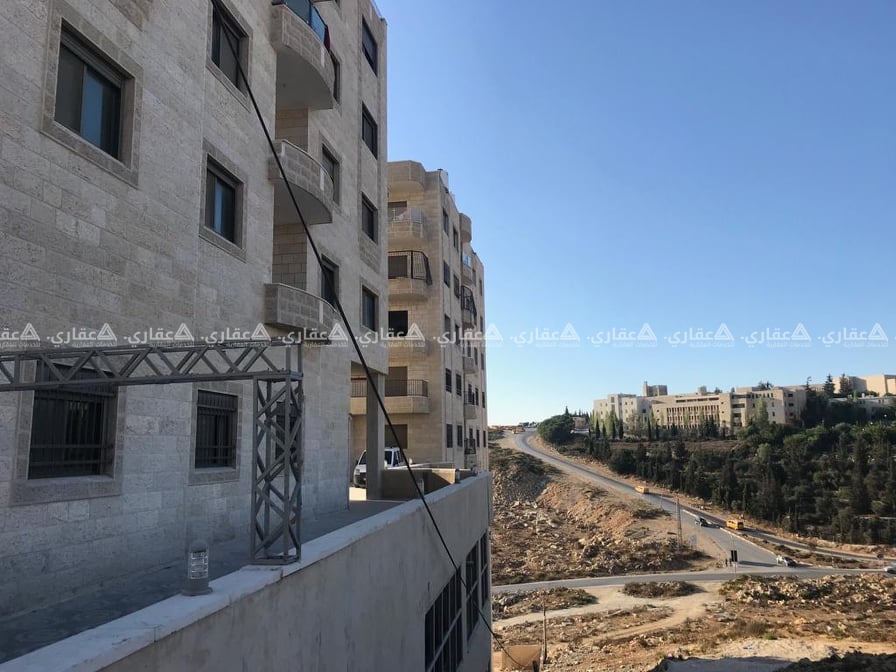 شقة مقابل جامعة بيرزيت للإيجار