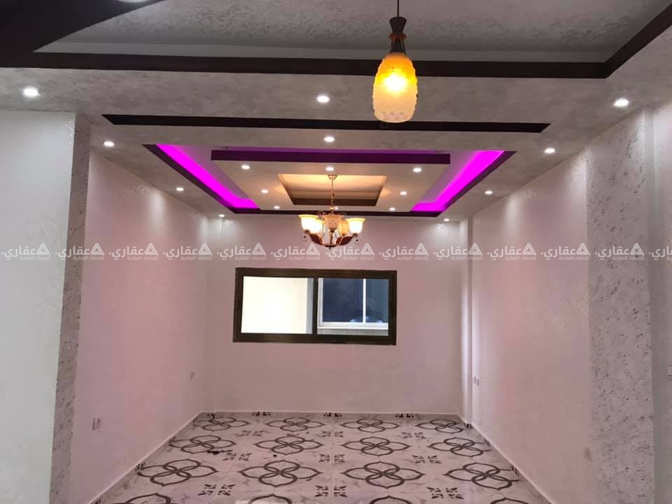 شقه في عماره جديده حجر قدسي 