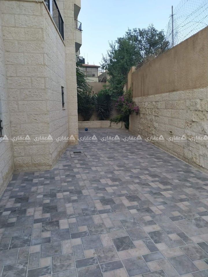 شقة للايجار خلف مطعم دارنا 
