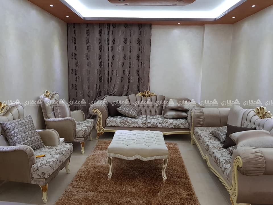 شقه 200م مفروشه للايجار بالطيره