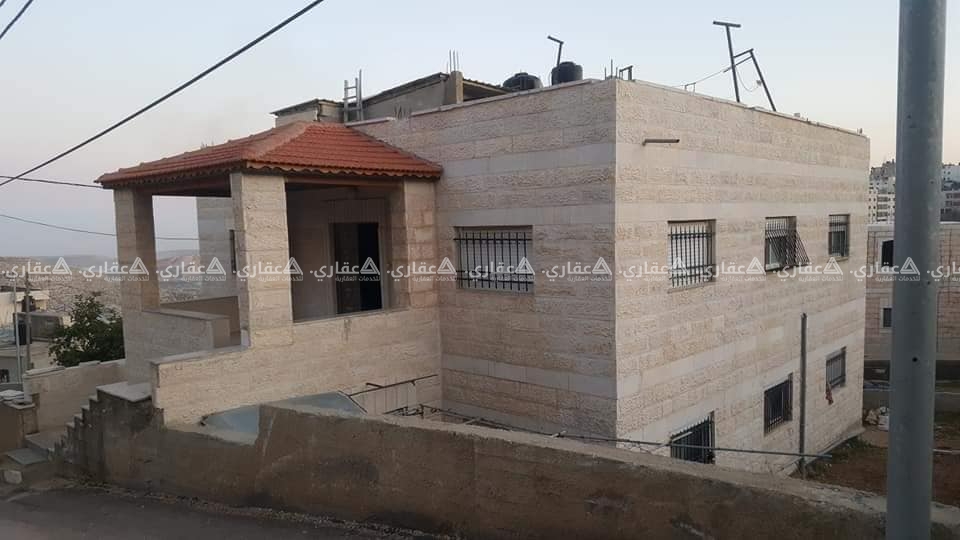 منزل مستقل للبيع في كفر عقب 