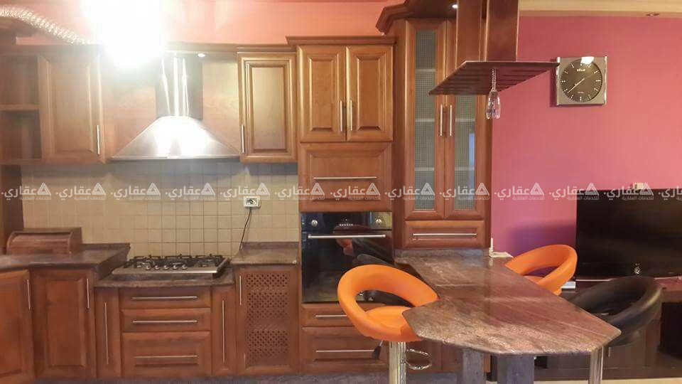 شقة مفروشه للايجار بالقرب من مدرسة المستقبل