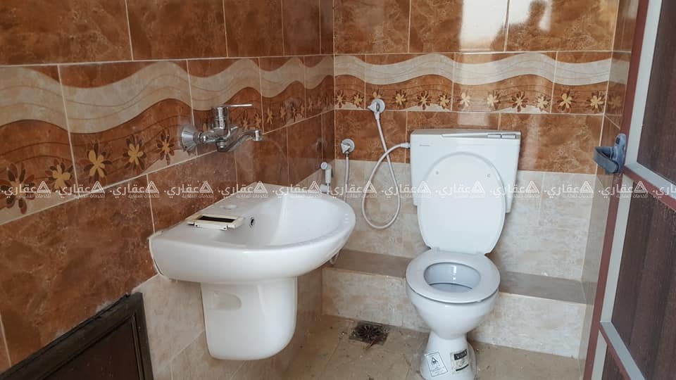 للبيع رووف في عمارة سكنية تشطيب سوبرلوكس