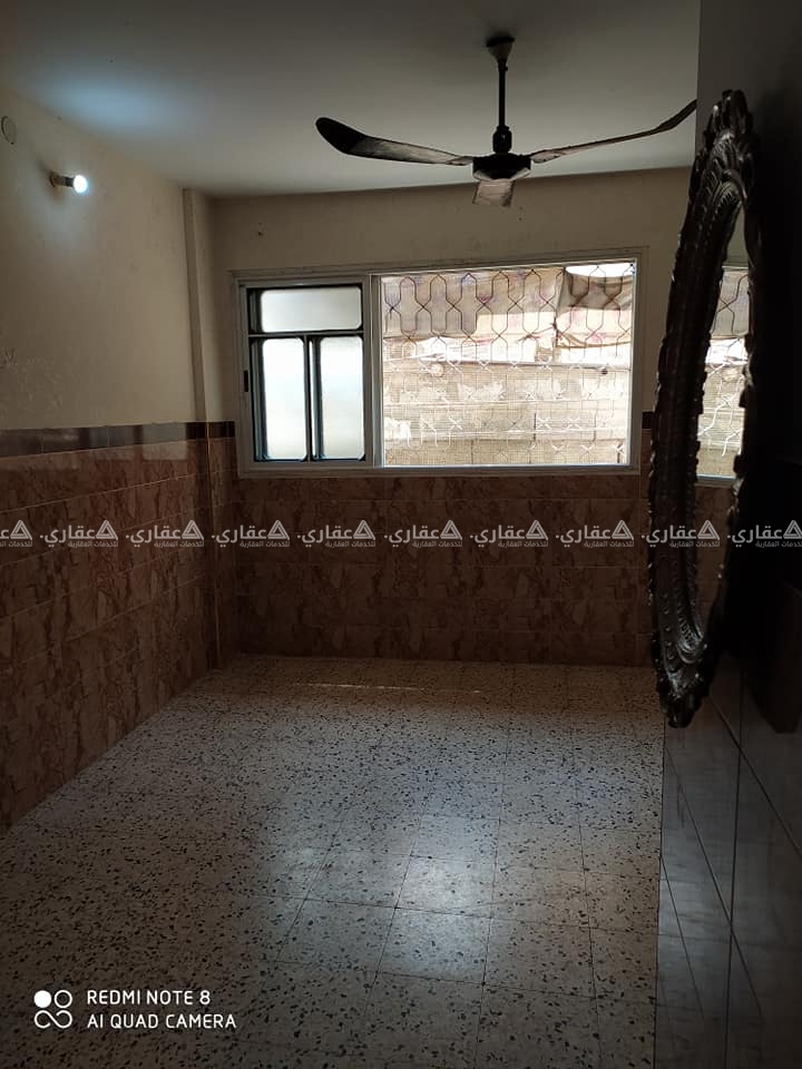 شقة طابق أرضي لعائلة صغيرة (للعروسين) .