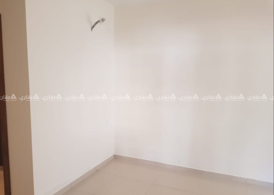 شقة جديدة ومميزه للايجار في منطقة عين مصباح