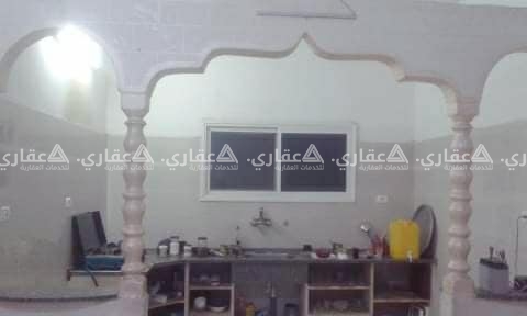 شقة للايجار في عمارة سكنية طابق ارضي مرتفع 