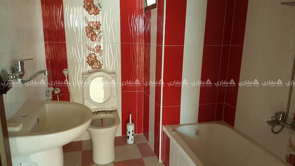 للبيع رووف في عمارة سكنية تشطيب سوبرلوكس