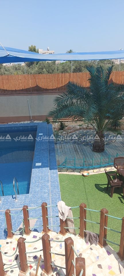 شاليه في منطقة راقية جدا ومنطقة فلل لاصحاب الذوق الرفيع