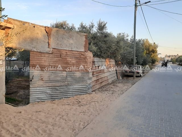 أرض مزروعة زيتون ومحوطة للبيع