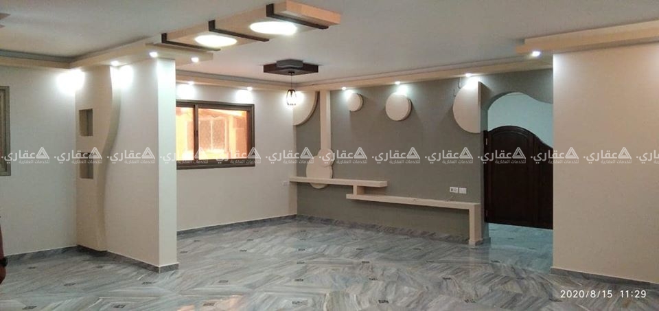 شقة سوبر ديلوكس للبيع + تراس مغطي بالكرميد