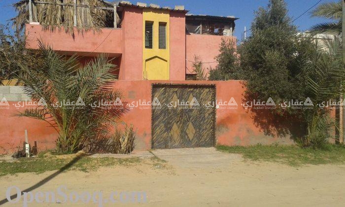 بيت مؤسس على الثالث للبيع