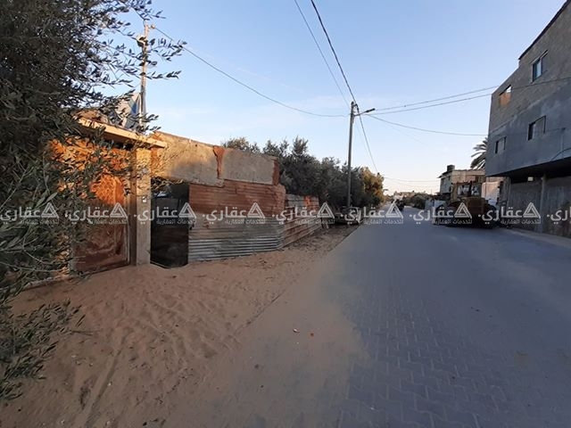 أرض مزروعة زيتون ومحوطة للبيع