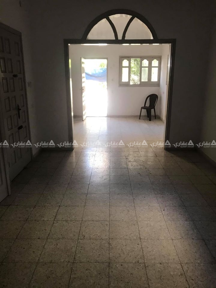 شقة مدخل خاص ارضي للايجار