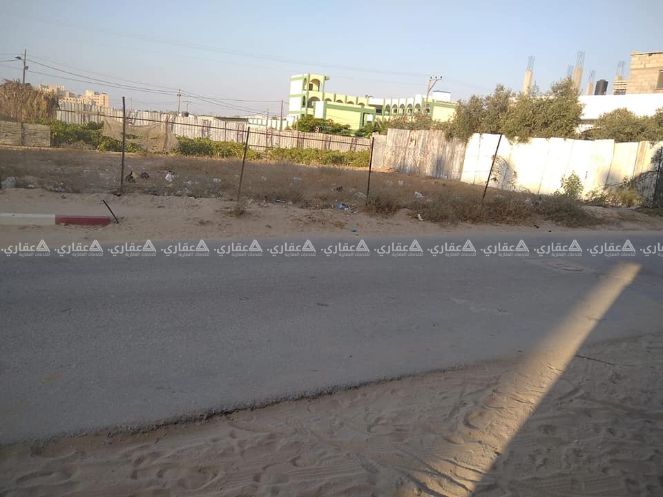 ارض ذات موقع مميز جدا للبيع