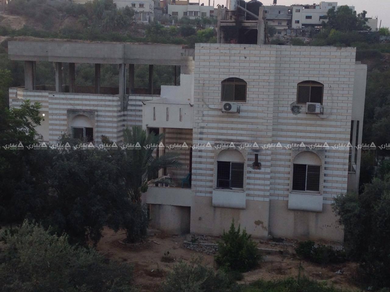 منزل نظام فيلا ( 870م2 )  بمنطقة هادئة و مميزة